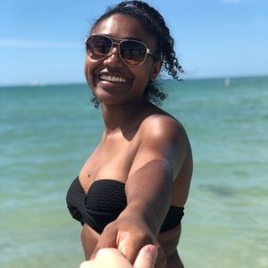 Meet your Posher, Aliyah